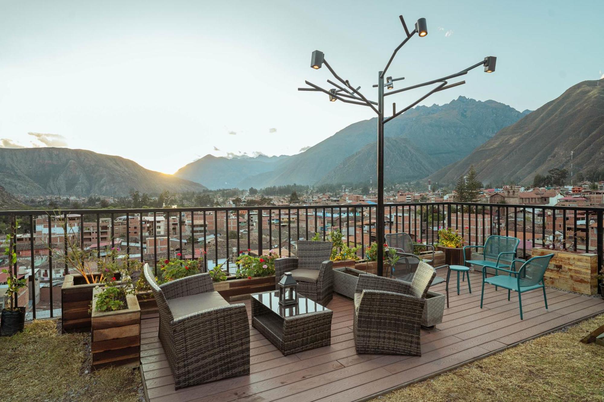 Hotel California Urubamba Buitenkant foto